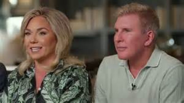 Insider reveals Savannah’s reaction to ex’s death, Todd & Julie Chrisley speak out from behind bars