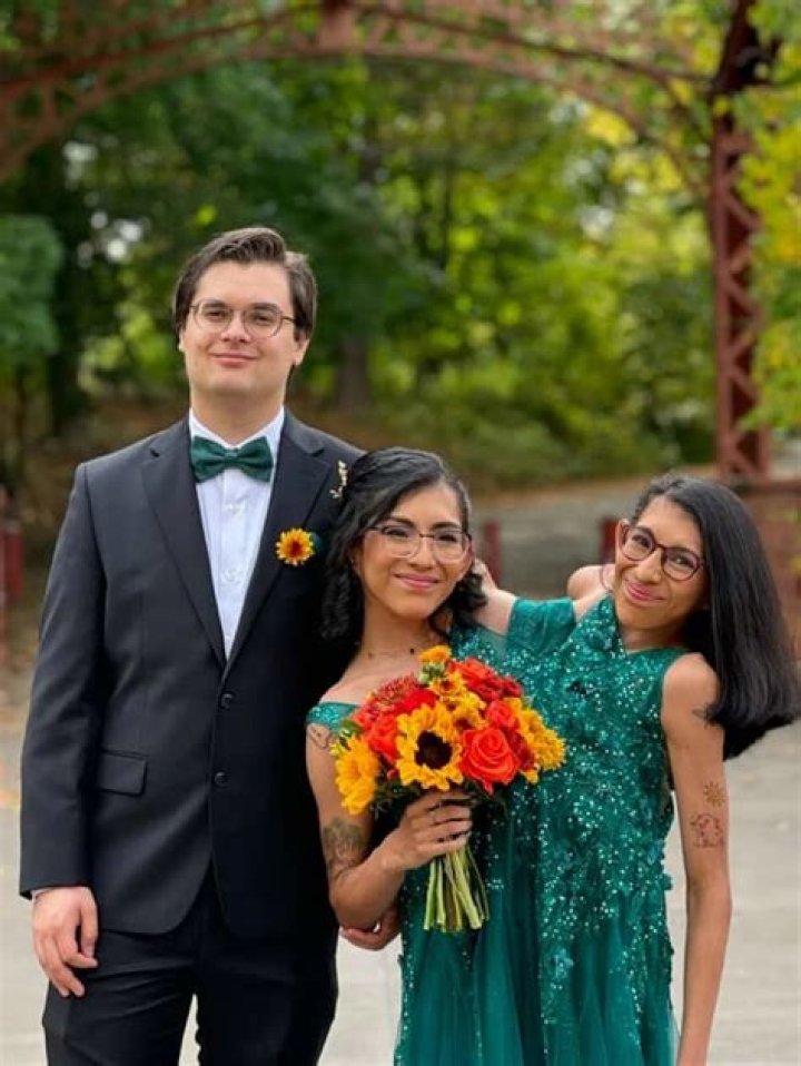 Syllvia Andrade’s Girlfriend: Who is Syllvia Andrade Dating?